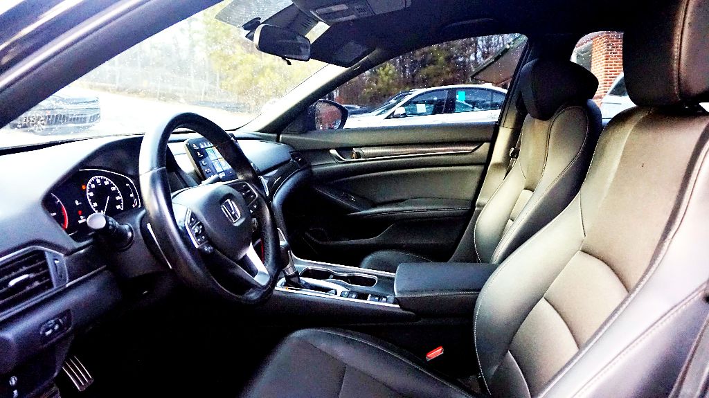 2022 Honda Accord Sport - Photo 12