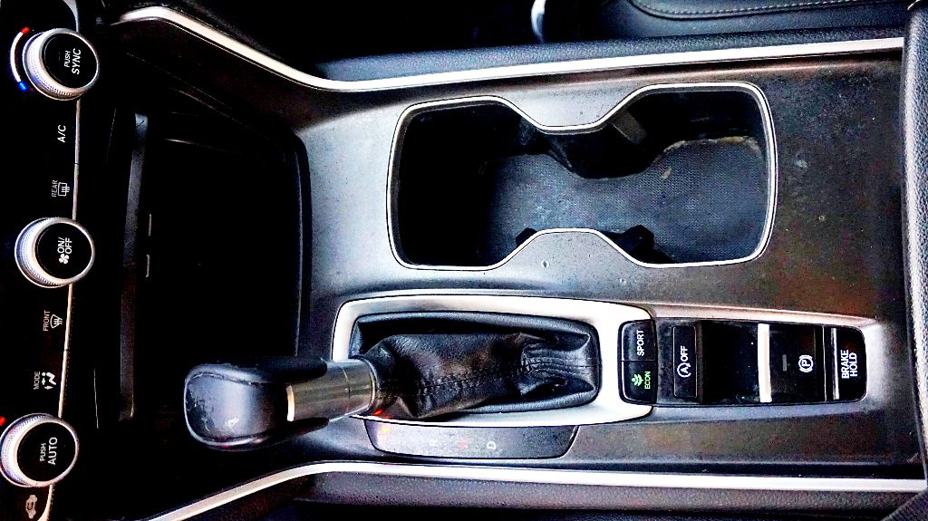 2022 Honda Accord Sport - Photo 24