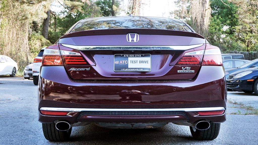 2017 Honda Accord Touring - Photo 11