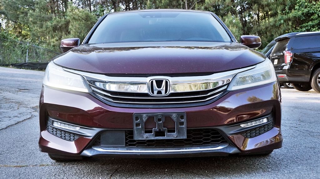 2017 Honda Accord Touring - Photo 9