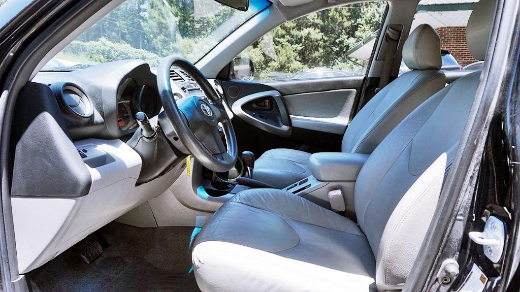 2006 Toyota RAV4 Base - Photo 15