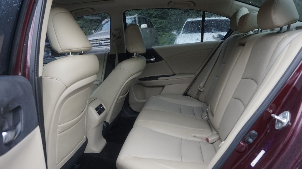2013 Honda Accord EX-L - Photo 32